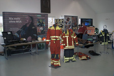 Stände von MSA Auer, Bullard und rescuetec im Ausstellungsraum
